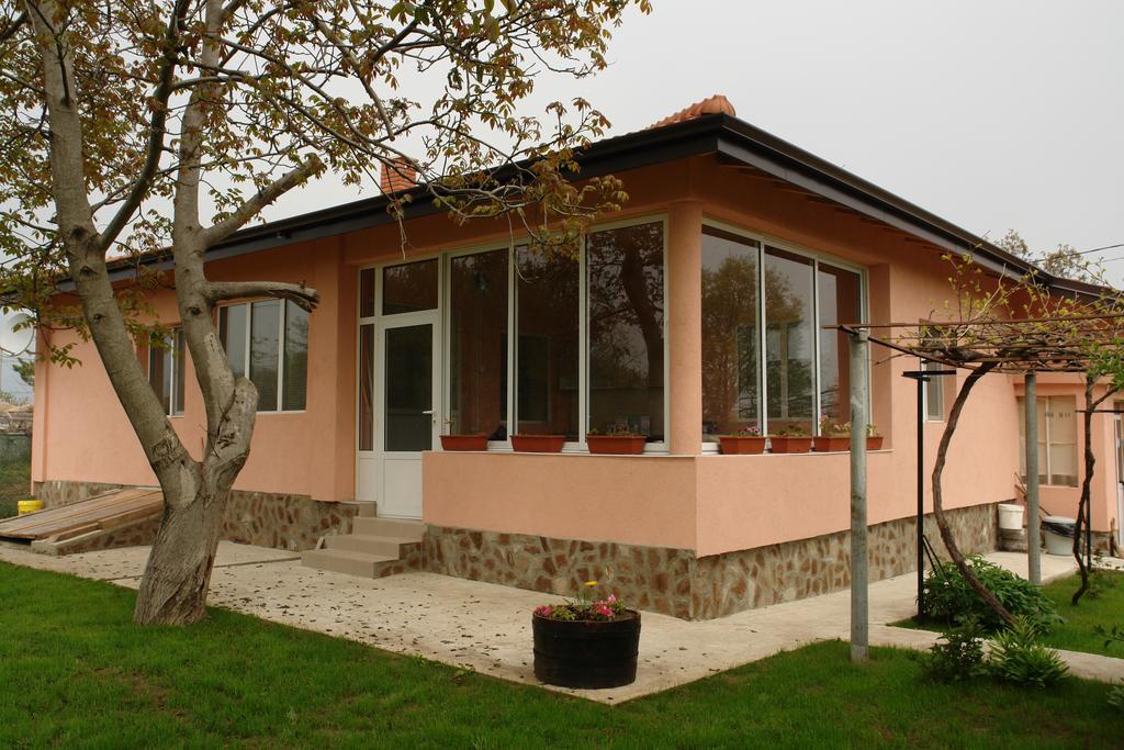 Nadya Holiday Home Krapets  Exterior foto